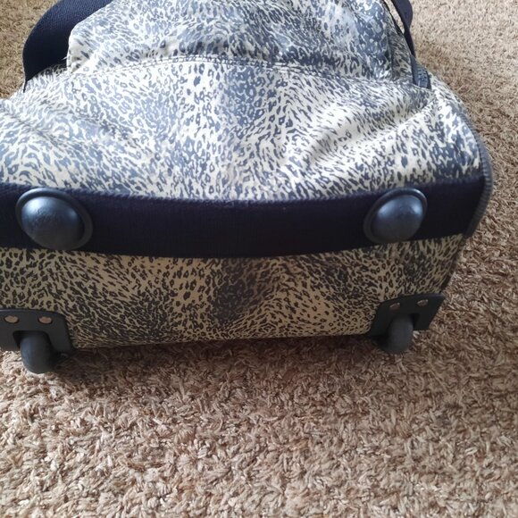 Kipling Wheeled Duffle Animal Print Nylon Wheeled Luggage, Travel Bag 11x15x28 - Picture 6 of 15